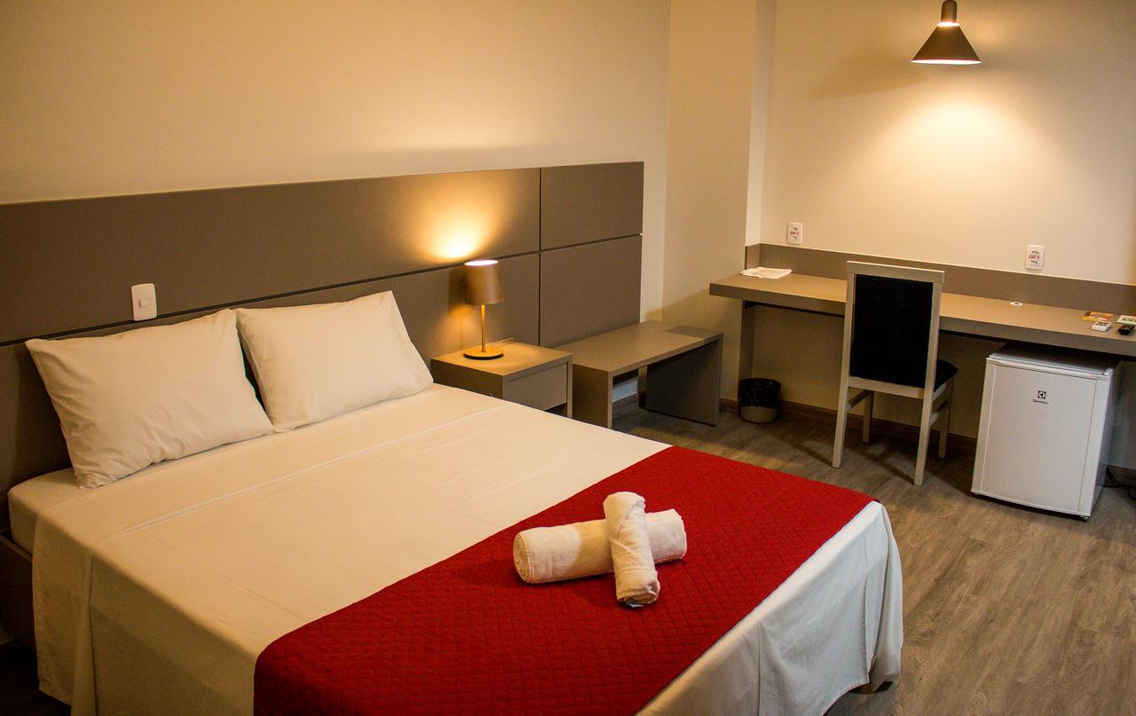 Ity Hotel Cristalina Esterno foto