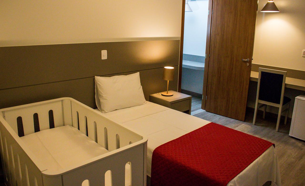 Ity Hotel Cristalina Esterno foto
